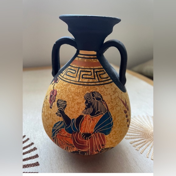 Hand  Made And Hand Painted Greek Vase. NWOT - Picture 6 of 6